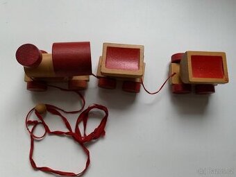 Starý dřevěný vláček