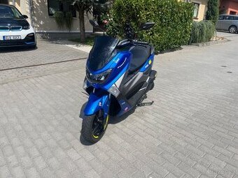 Yamaha N-max 125