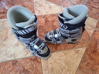 LYŽÁKY LOWA VEL.38 VE VELMI PĚKNÉM STAVU, SKVĚLÁ CENA