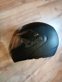 Vyklápěcí helma na motorku - 1