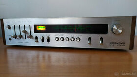 VINTAGE STEREO RECEIVER - 1