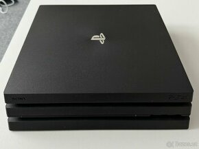 Prodám PS4 Pro 1T