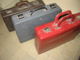 kufry, kufříky, tašky, kabelky