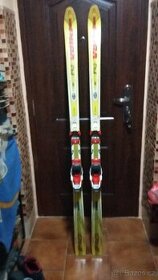 Prodám lyže Völkl 173cm dlouhé.