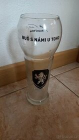 Pivní sklenice Gambrinus a Pilsner Urquell