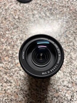 Objektiv Canon EF-S 18-135 mm
