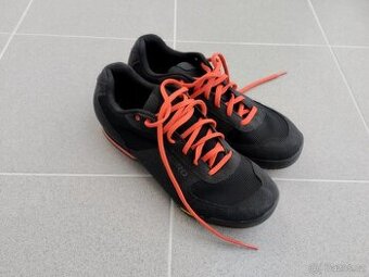 Giro vibram 42 - 1