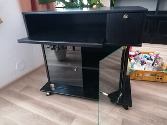 TV STOLEK