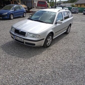 Škoda Octavia 1,6 benzín rv2001