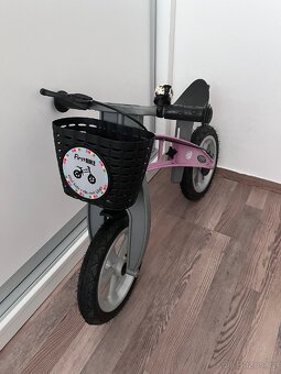 Odrážedlo FirstBIKE + helma XS BTWIN