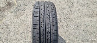 195/60r16 Kumho Solus KH17 - letní 1ks 195/60/16