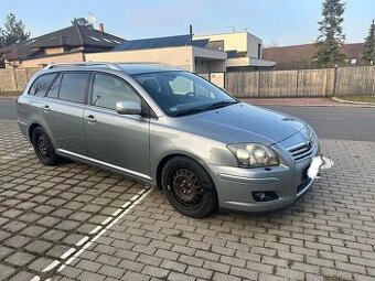 TOYOTA AVENSIS 2.2 D, r.2008