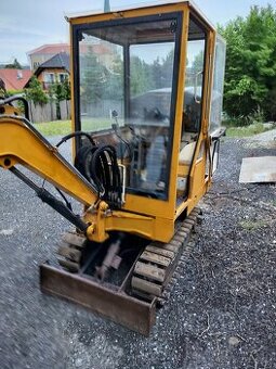 Minibagr Komatsu PC 05