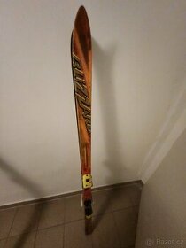 Prodám lyze K2 délka 185cm.s vázáním.