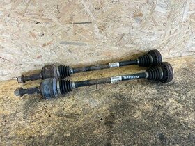 ZADNÍ POLOOSY VOLKSWAGEN TOUAREG 7L0501201