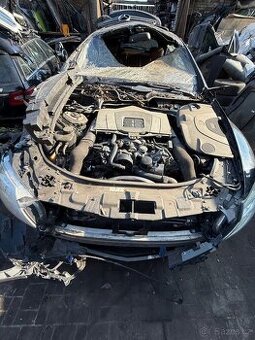 Díly z vozu Mercedes W216 CL216 CL550 automat , motor273
