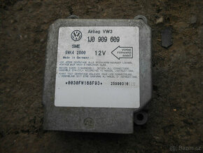 VW Golf IV Bora jednotka airbagu 1J0909609