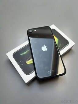 iPhone SE 2020, 64 GB, černý – pěkný stav