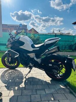 CFMoto 800nk Sport
