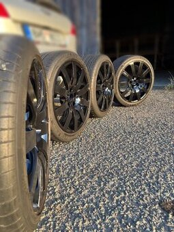 🛞 Na prodej – Alu kola R18 – 5×112 – ET44 – pneu 235/40 R18