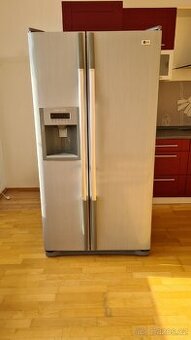LG Americka lednice