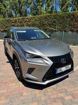 Lexus NX300h