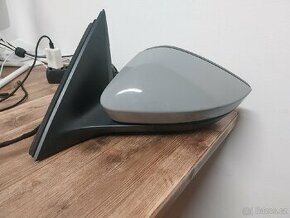 Skoda scala leve zpetne zrcatko