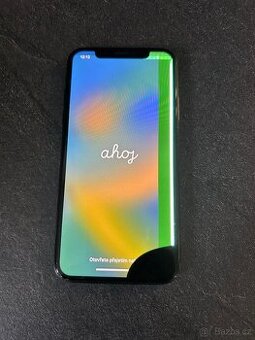 Apple iPhone X - 64 GB