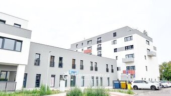 Pronájem bytu s garážovým stáním 1+1 41 m², Znojmo, ul. Kosm - 1
