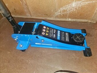 Pojízdný hydraulický zvedák Güde GRH 2,5/510 L