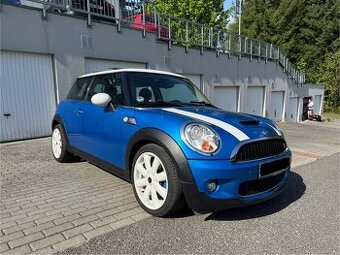 Mini Cooper S 1,6 128kw benzín