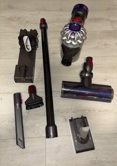 Dyson V8 Advanced - tyčový vysavač