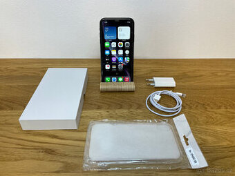 Apple iPhone XR 128GB Black - perfektní stav,baterie 86%