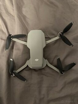 dron dji mavic mini fly more combo