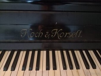 Koncertní pianino / klavír strunný úderný