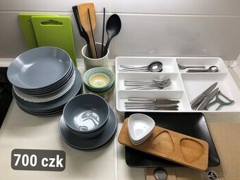 Sada nádobí, skleniček a příborů