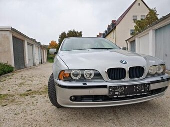 BMW E39 lift - XENONY Hella přední zcela vpořádku