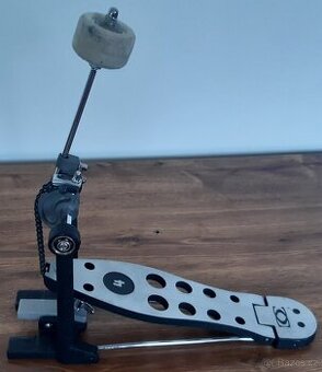 Pedál pro velký buben BASIX PD-800-V4