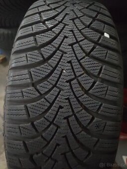 205/55R16 Good Year Ultragrip 6