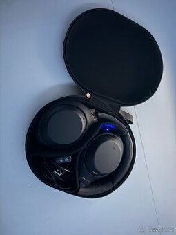 Bezdrátová sluchátka Sony WH-1000XM4