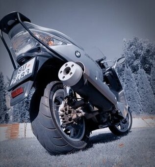 Prodám krásný skútr KYMCO - XCITING - 500. R.v 12.2007.