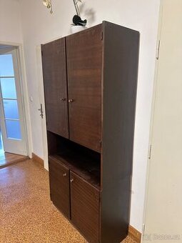 Šatní skříň - 1