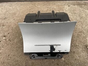 Škoda Octavia 2 facelift - mincovník/popelník