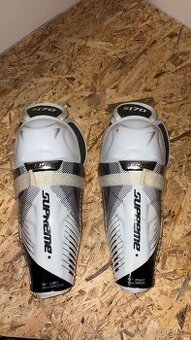 Chrániče na holeně bauer