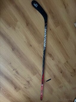 Hokejka Bauer Vapor Flylite