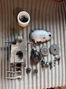 Nekompletní motor na Stadiona