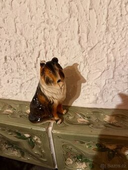 Keramická soška pejska