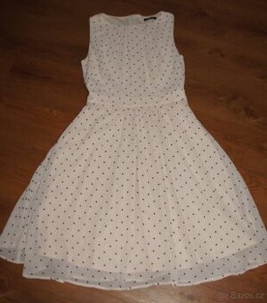 Puntíkaté šaty Orsay - vel. XS/S