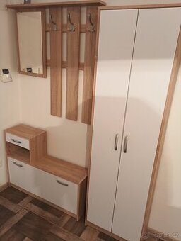 Předsíňová stěna dub sonoma/bílá