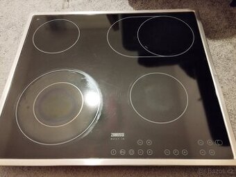 Sklokeramická deska